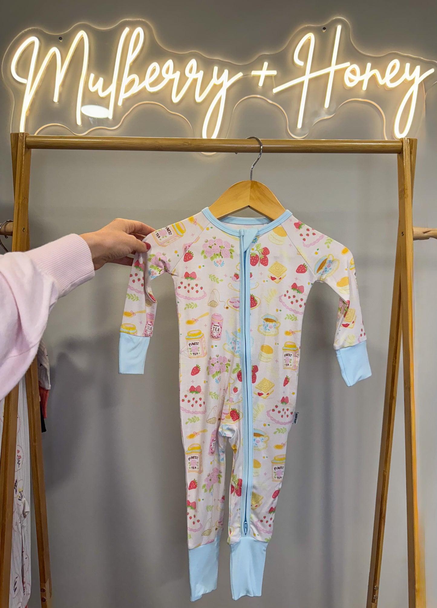 Springtime Afternoon Tea Bamboo Zippy โ๐ฐ๐ธ | Convertible PJ
