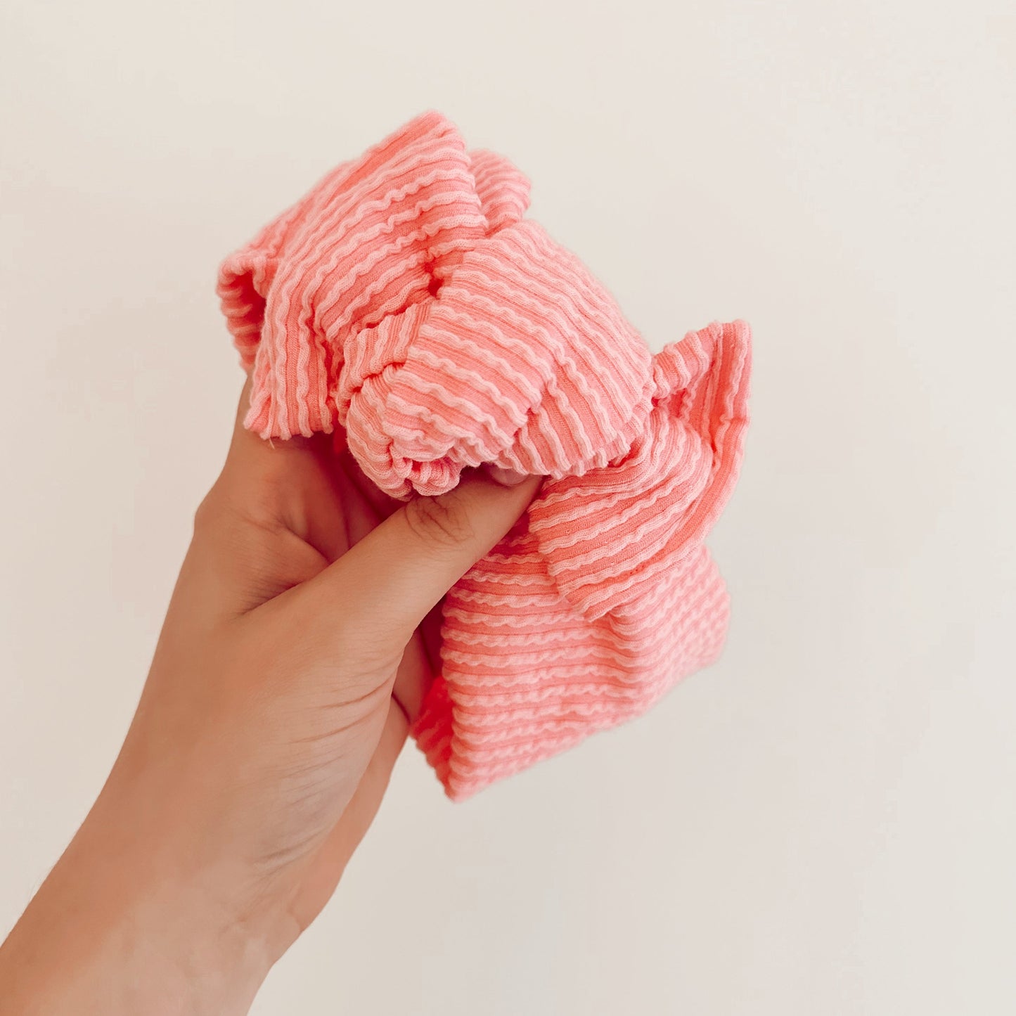Strawberry Wave Headwrap Bow