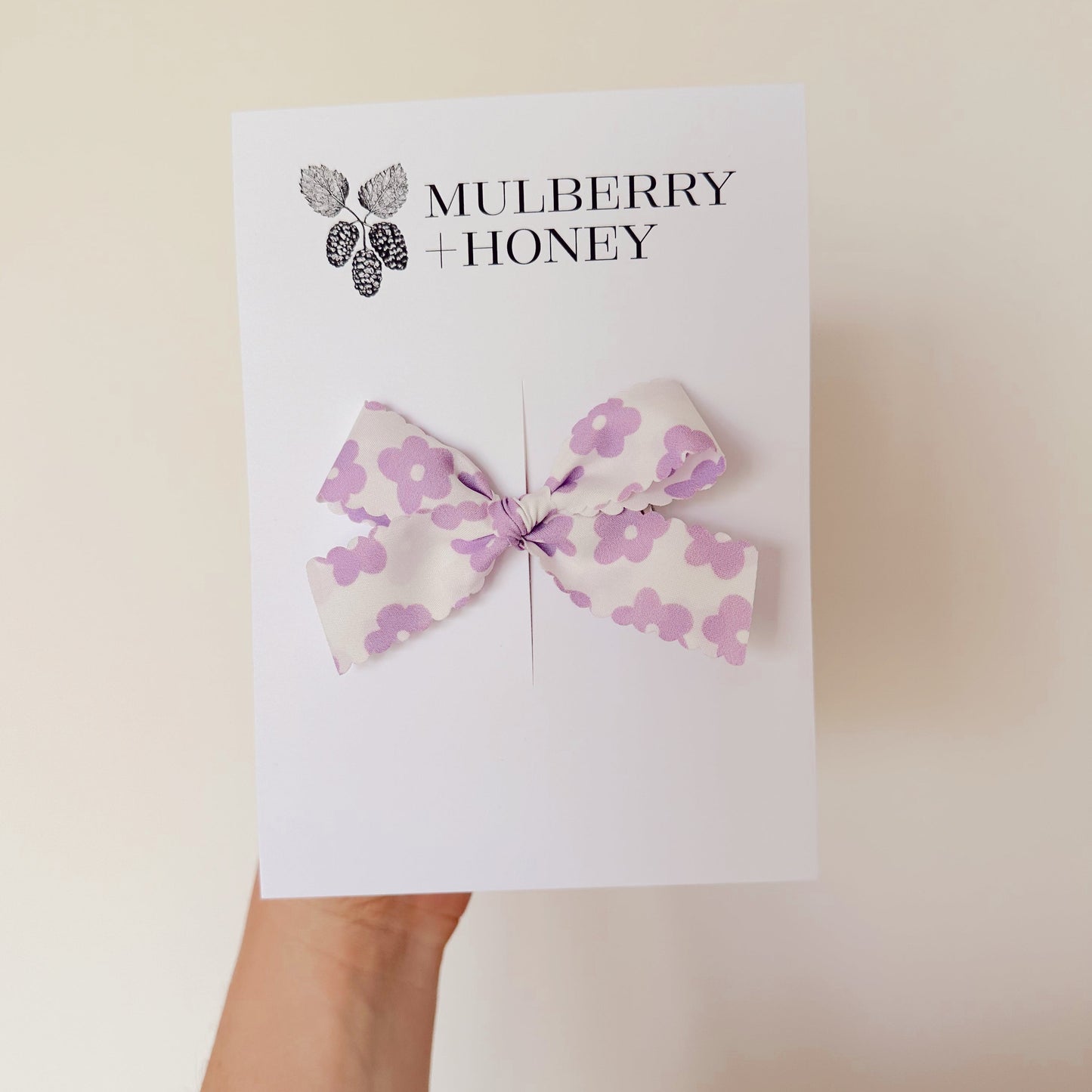 Scalloped Daisy Handtied Bow - Violet