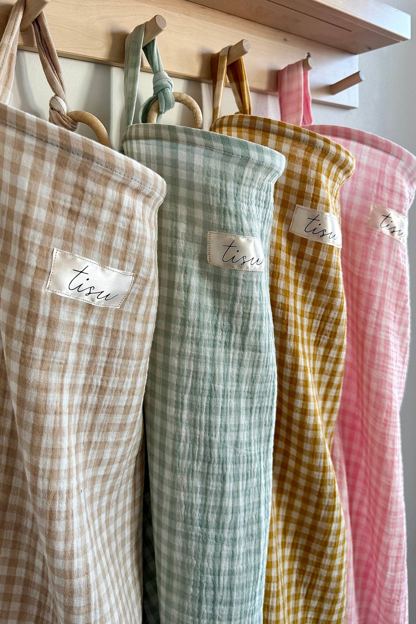 TISU nursing cover & matching storage bag, Beige Gingham