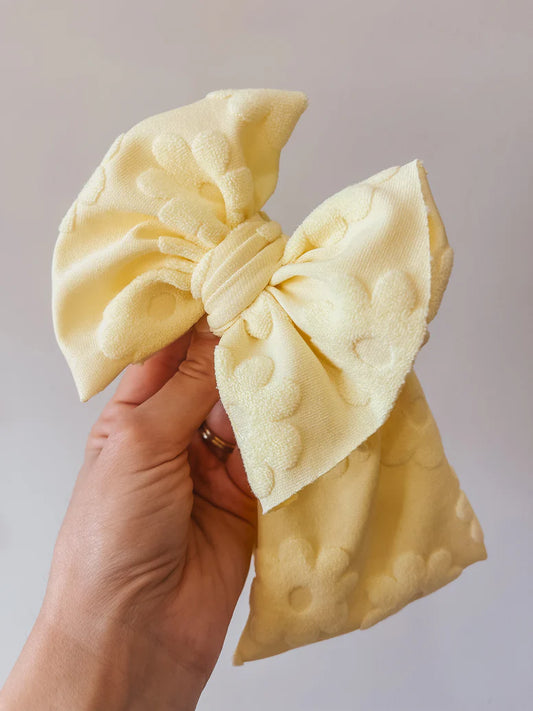 Light Yellow Daisy Floral