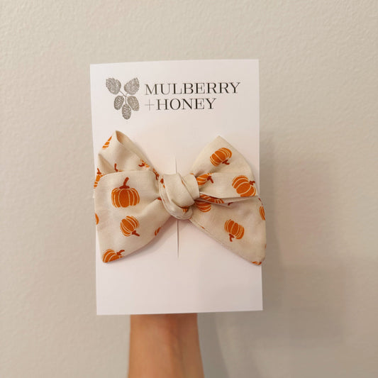 Pumpkin Handtied Bow