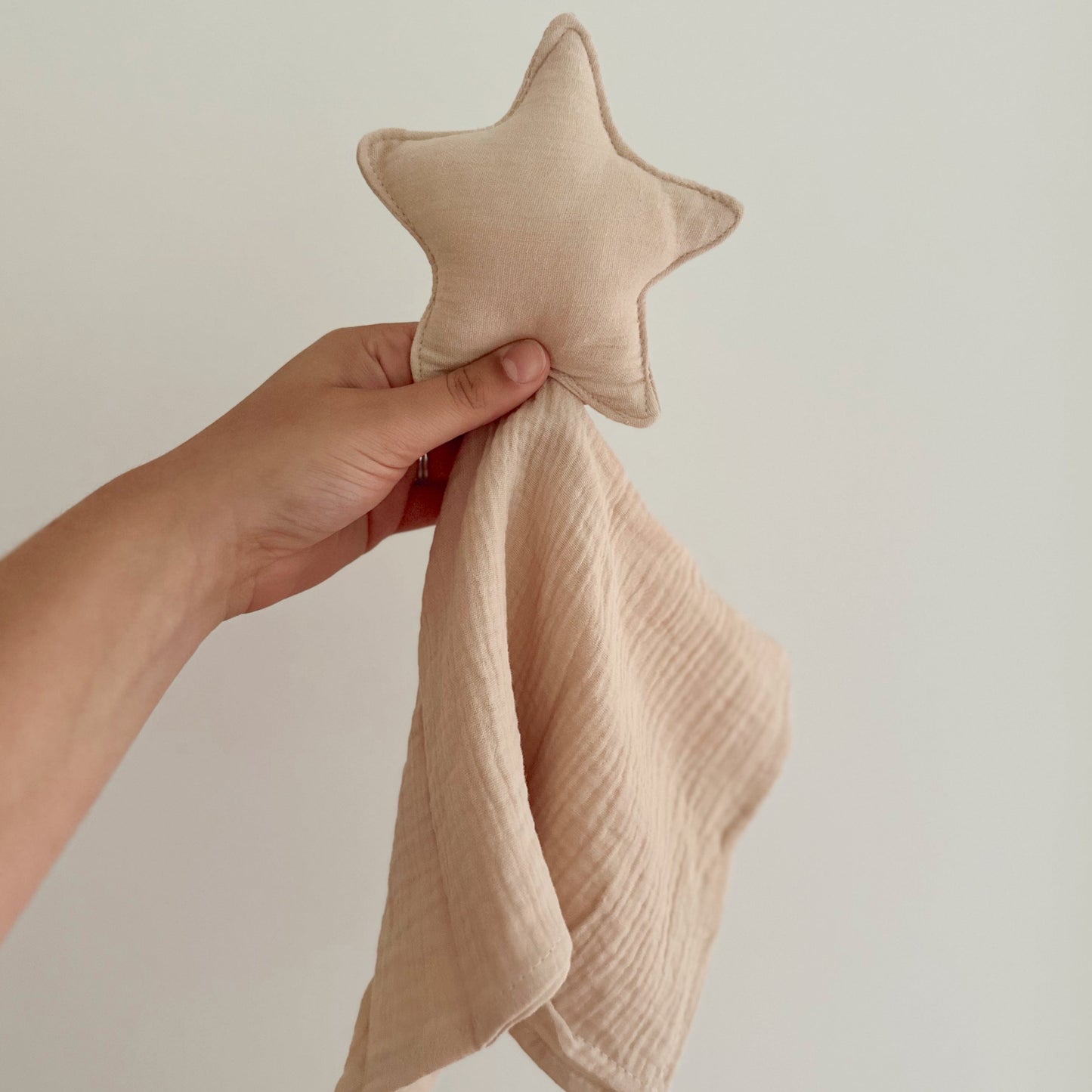 Star Muslin Lovey